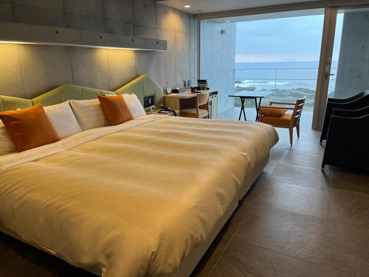 The Hotel Yakushima Ocean & Forest Bagian luar foto
