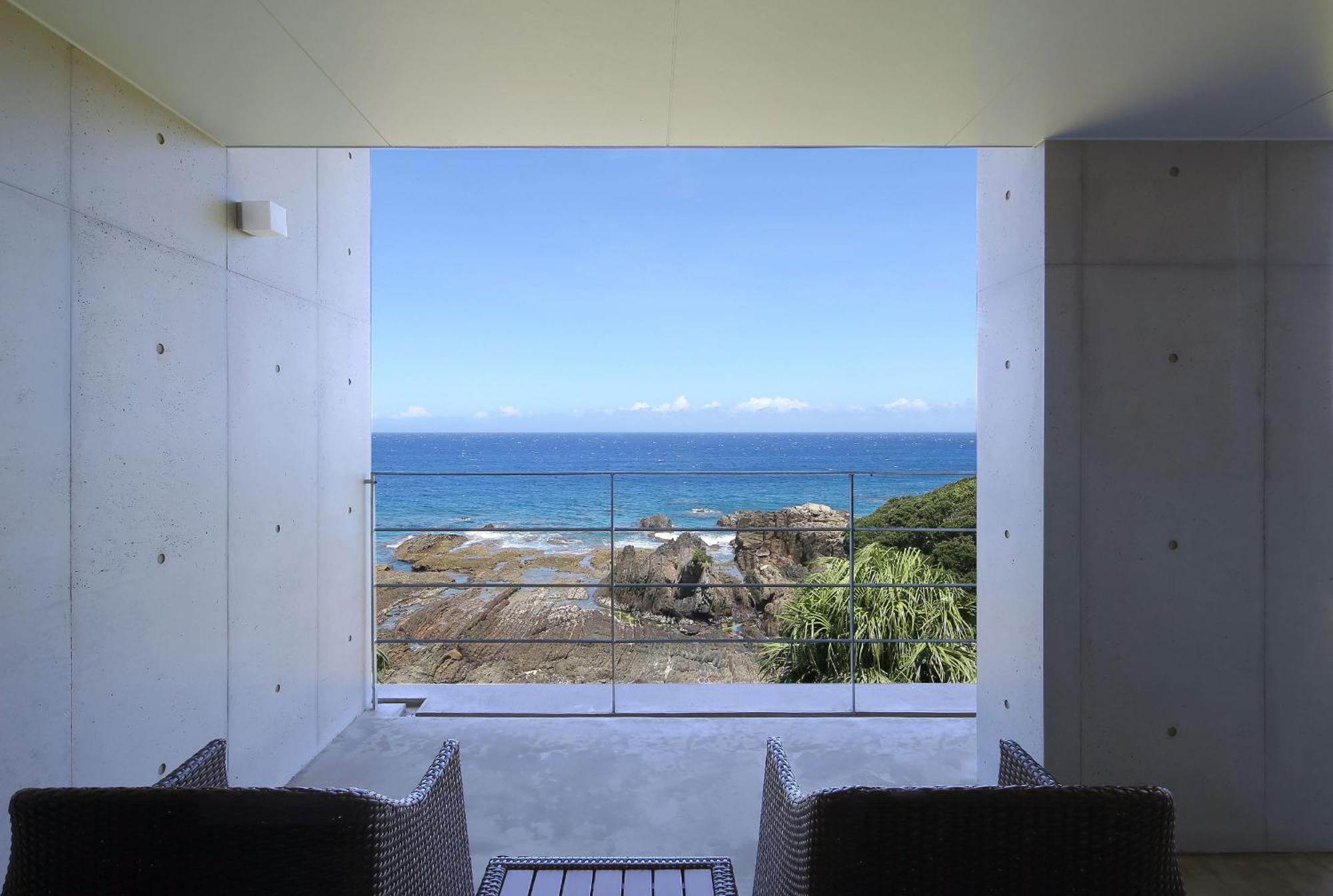 The Hotel Yakushima Ocean & Forest Bagian luar foto
