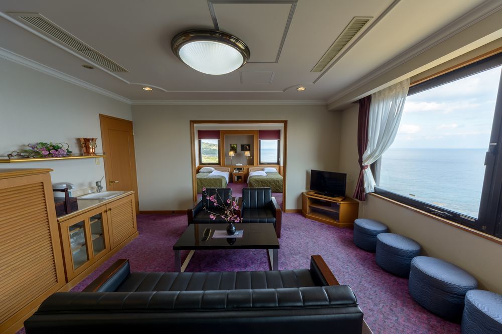 The Hotel Yakushima Ocean & Forest Bagian luar foto