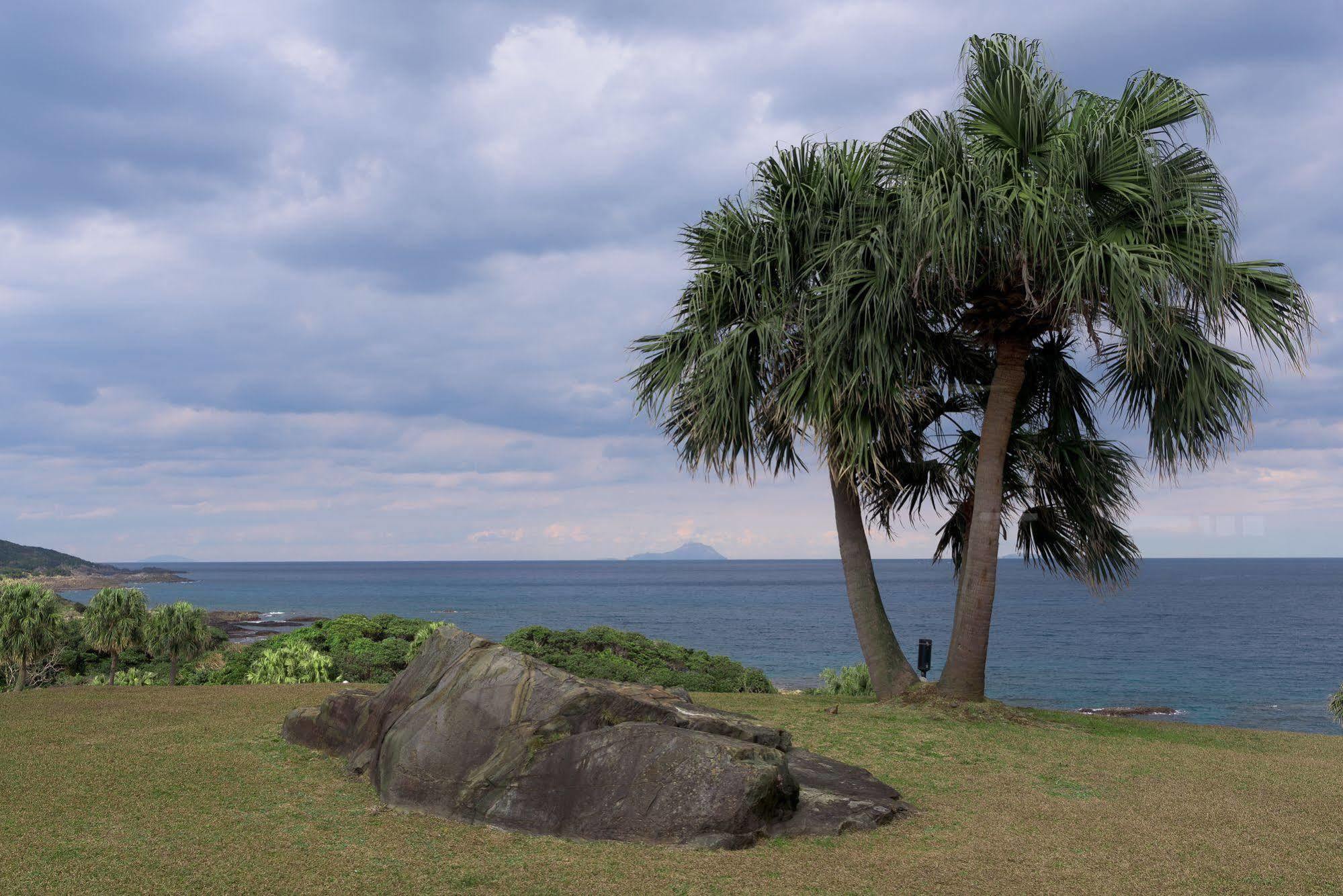 The Hotel Yakushima Ocean & Forest Bagian luar foto