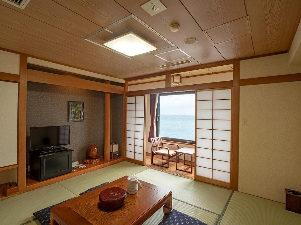 The Hotel Yakushima Ocean & Forest Bagian luar foto