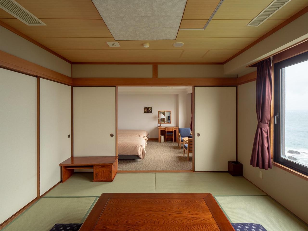 The Hotel Yakushima Ocean & Forest Bagian luar foto